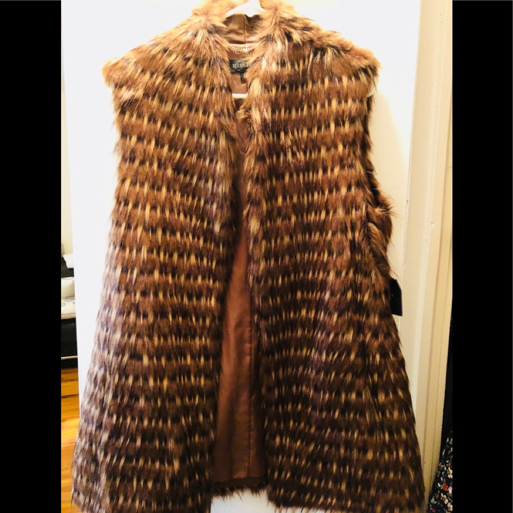Ellen Tracy Faux Fur Vest